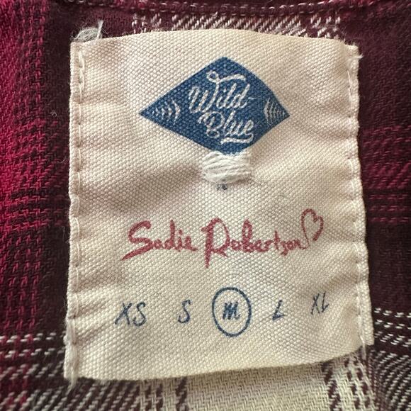 Wild Blue x Sadie Robertson red & cream plaid flannel cardigan size M - Picture 6 of 9